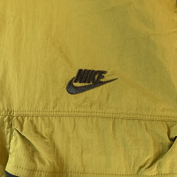 NWT Nike Vest Men’s Size XL Olive Green Tech Woven Utility Nylon Full Zip - Picture 6 of 14